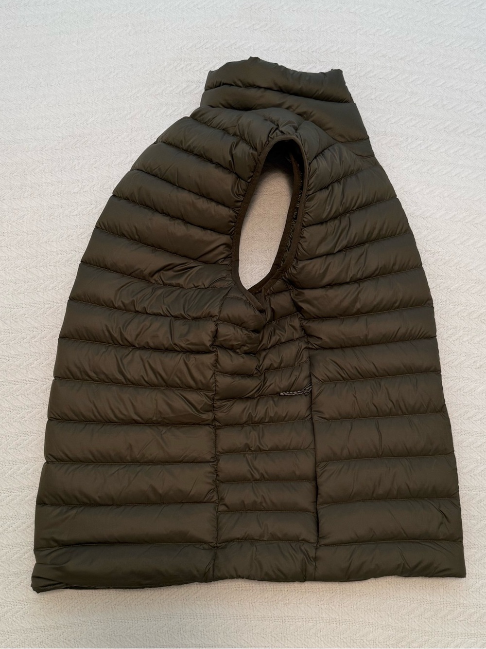 Patagonia Down Sweater Vest - Picture 11 of 16